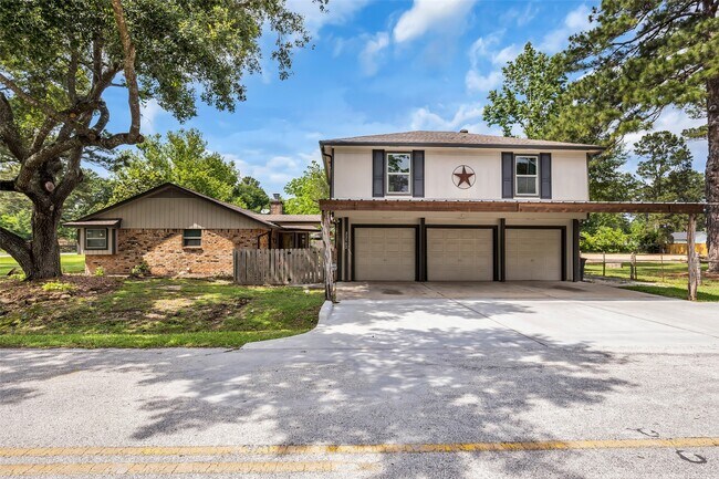 Building Photo - 22502 Fields Ln