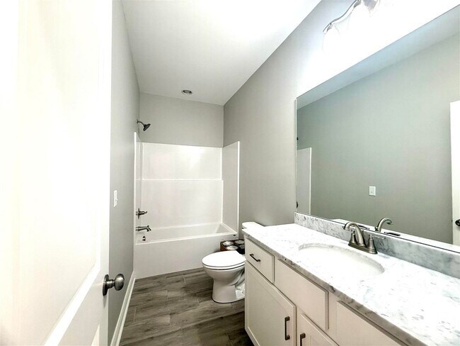 Building Photo - 5363 Crocus Dr