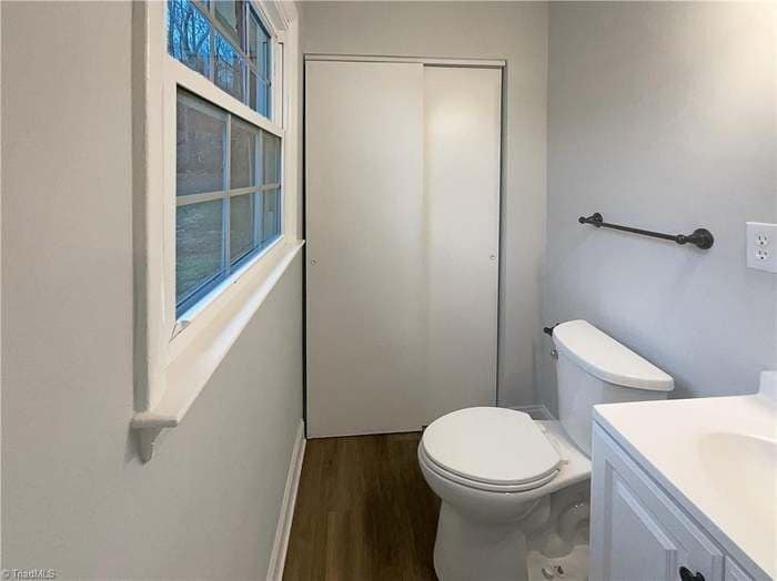 Building Photo - 4043 Larkspur Pl