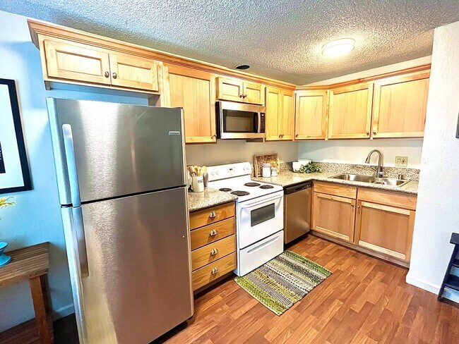 Interior Photo - **Pre-Leasing For Summer 2026** Newly Remodeled Unit 3 Bedroom Units