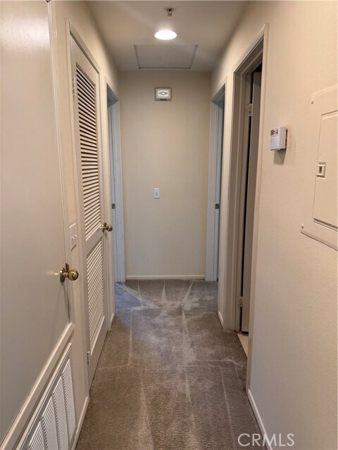 Building Photo - 26514 Arboretum Way