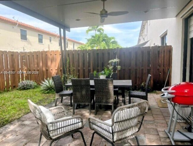 Building Photo - 17548 SW 153rd Ct