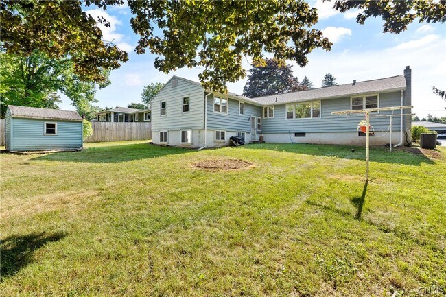 Building Photo - 107 Overlook Dr