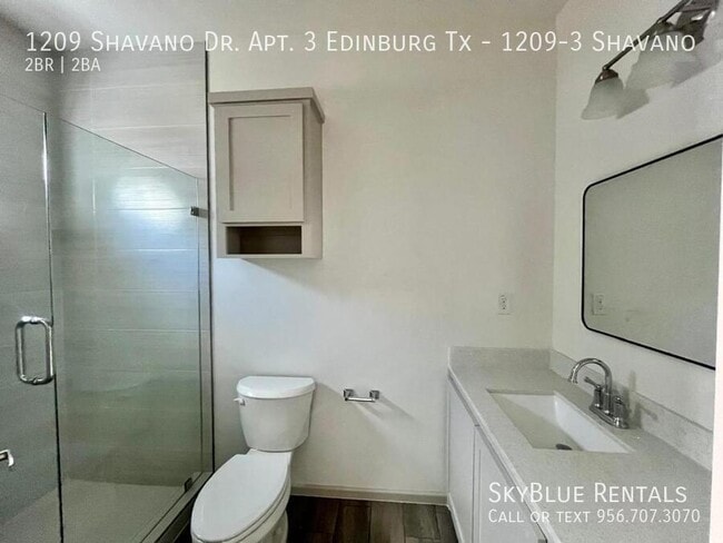 Building Photo - 1209 Shavano Dr