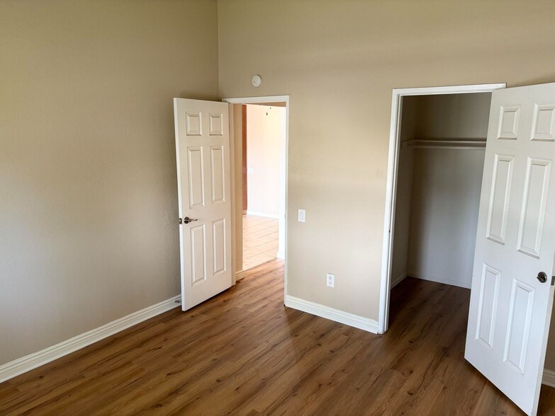 Building Photo - 78650 Avenue 42