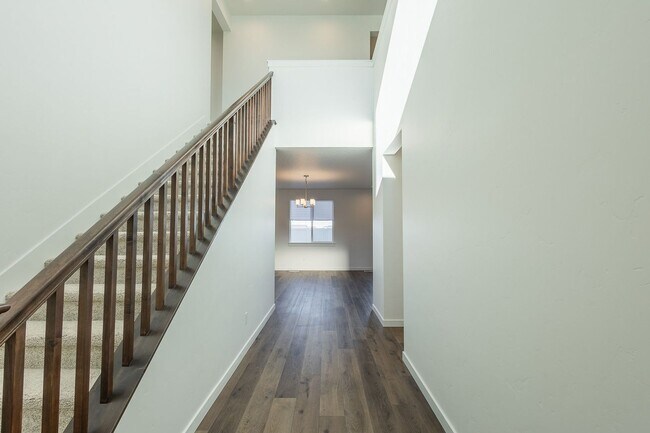 Building Photo - Brand New Home in an Amenity Filled Neighborhood