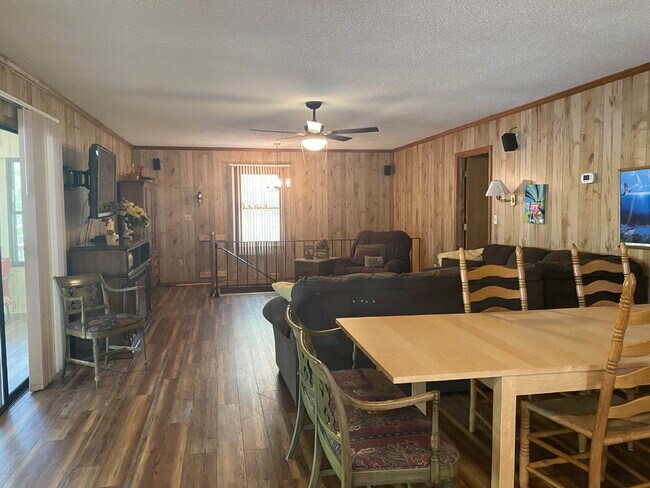 Building Photo - Lakefront Living! Furnished 3-Bed Home w/ ...