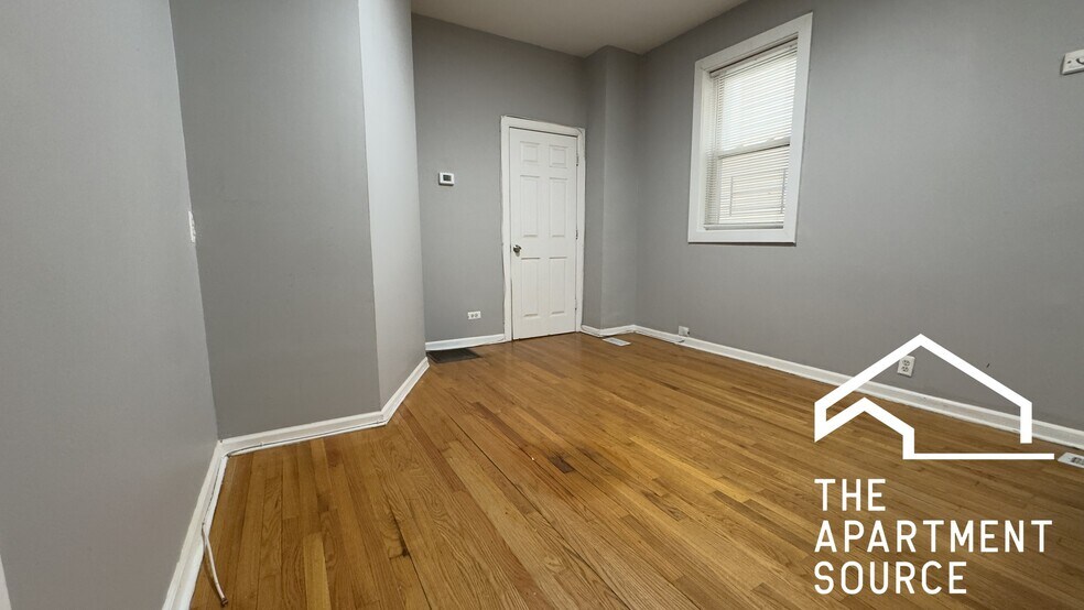 Building Photo - 2655 W Homer St