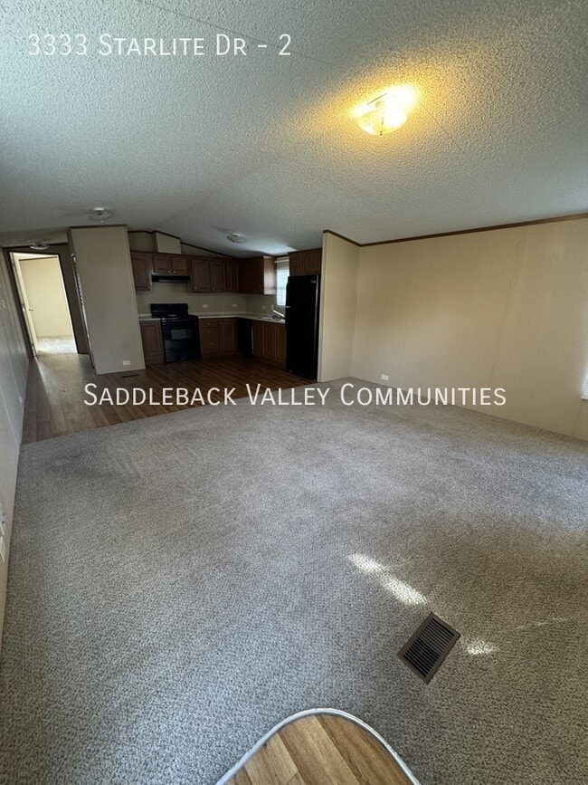 Building Photo - 3333 Starlite Dr