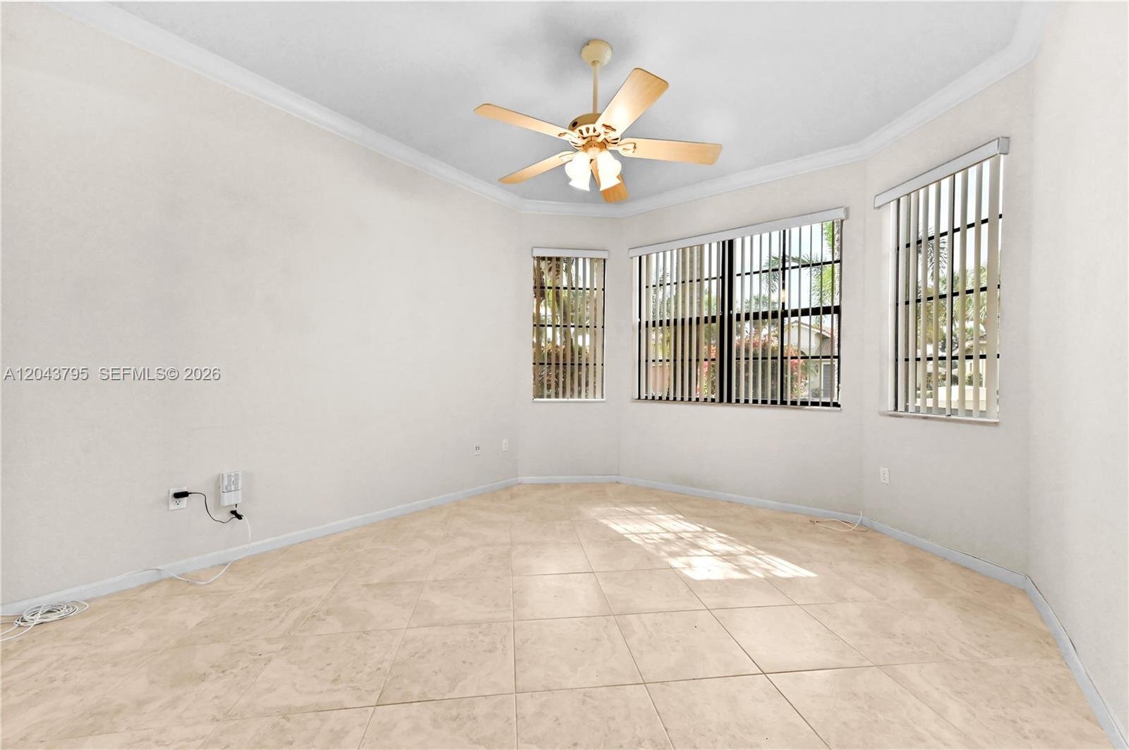 Building Photo - 6823 Fabiano Cir