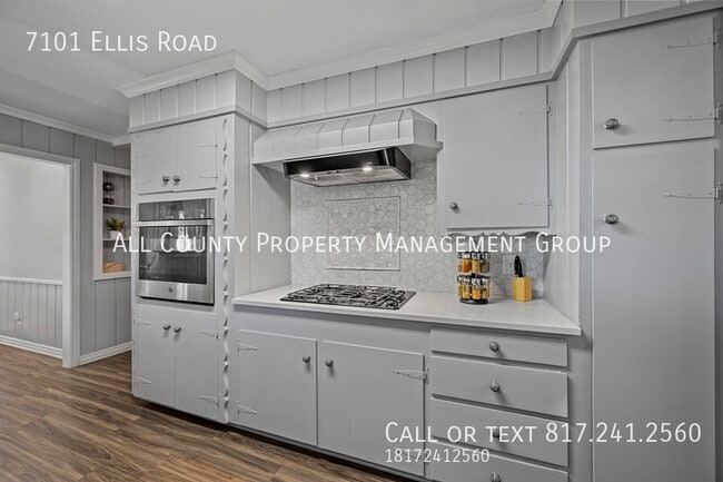 Building Photo - 7101 Ellis Rd