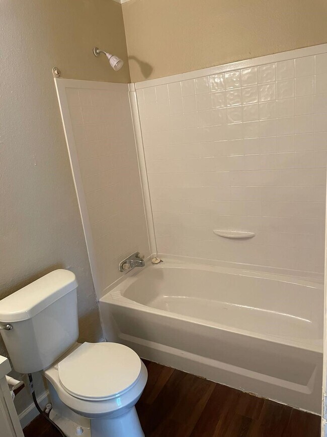 Building Photo - 11967 Greensbrook Forest Dr