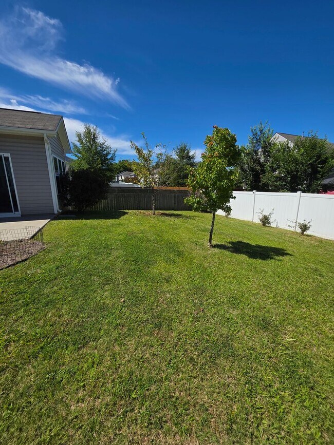 Building Photo - Coming Soon! 3 Bedroom Single Family Home