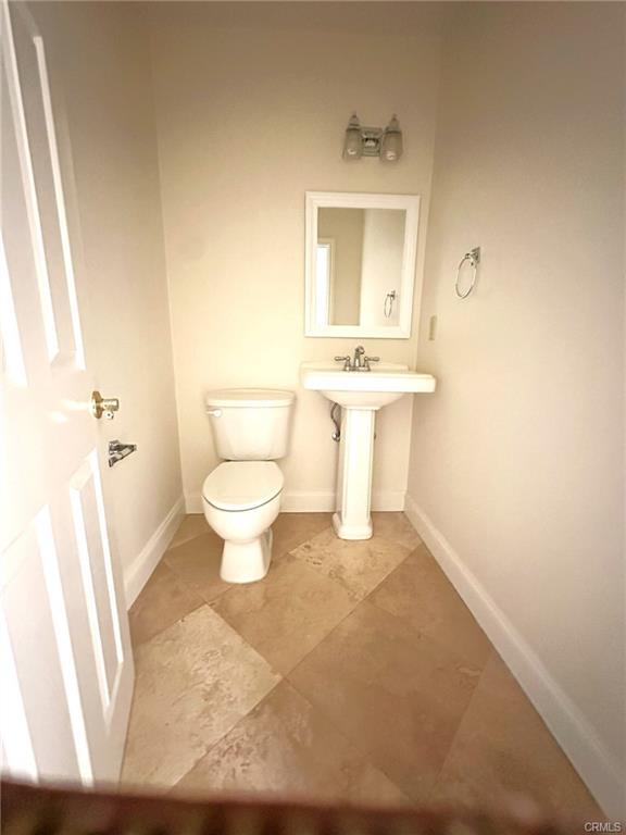 Building Photo - 16830 Wyandotte St