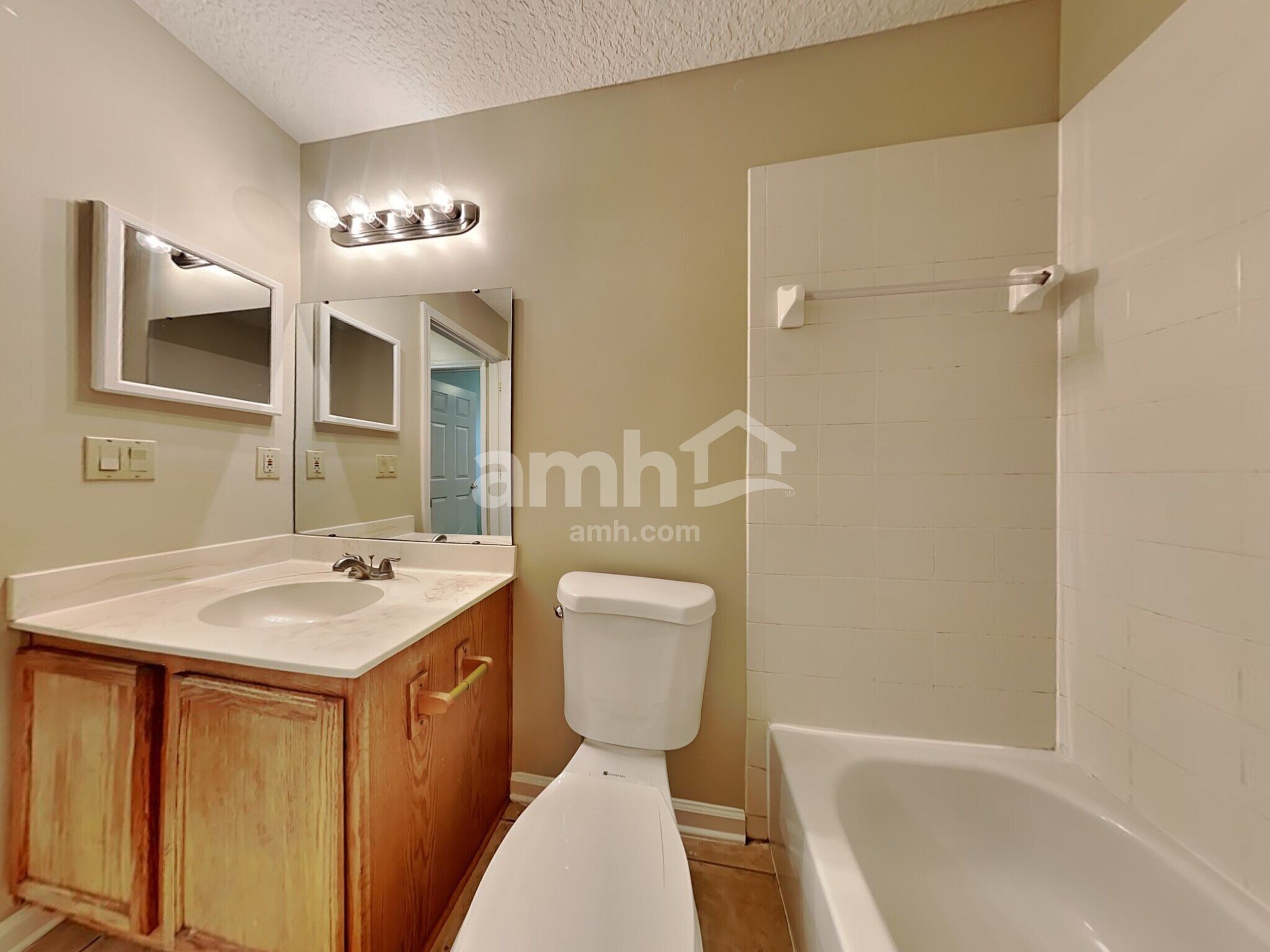 Building Photo - 3842 Pebble Brooke Circle South