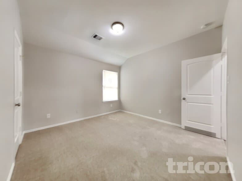 Building Photo - 1411 Seagler Pond Ln