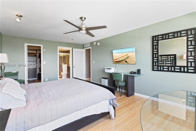 Building Photo - 340 Sunset Dr