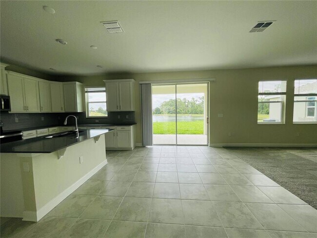 Building Photo - 11029 Robert Frost Dr