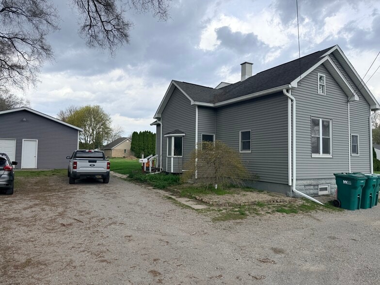 Building Photo - 39 E Salzburg Rd