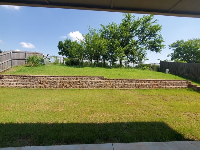 Building Photo - Beautiful 4 bed 2 bath in Moore!