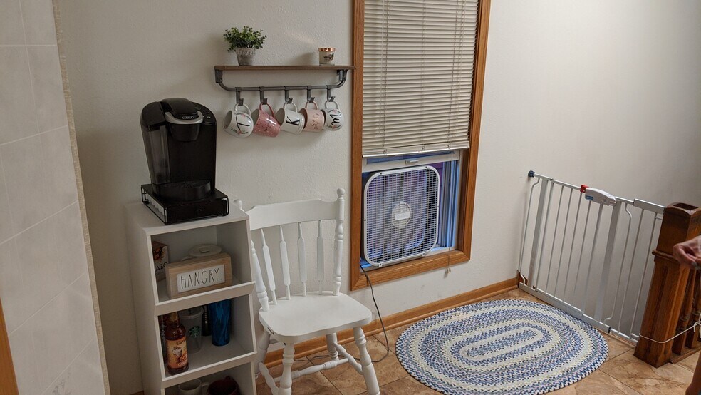 Building Photo - 906 Vine St