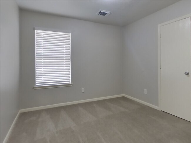 Building Photo - 2942 Yearling Colt Ct