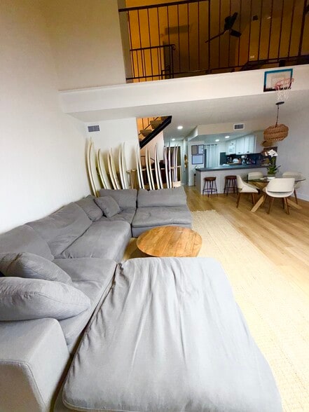 Living Room - 1925 Alga Rd