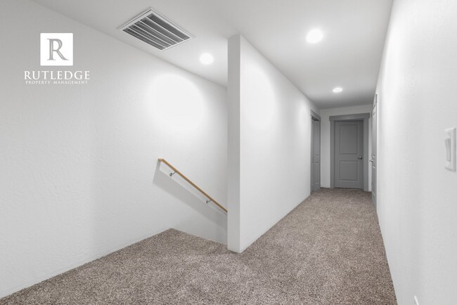 Building Photo - 346 Beechwood Way