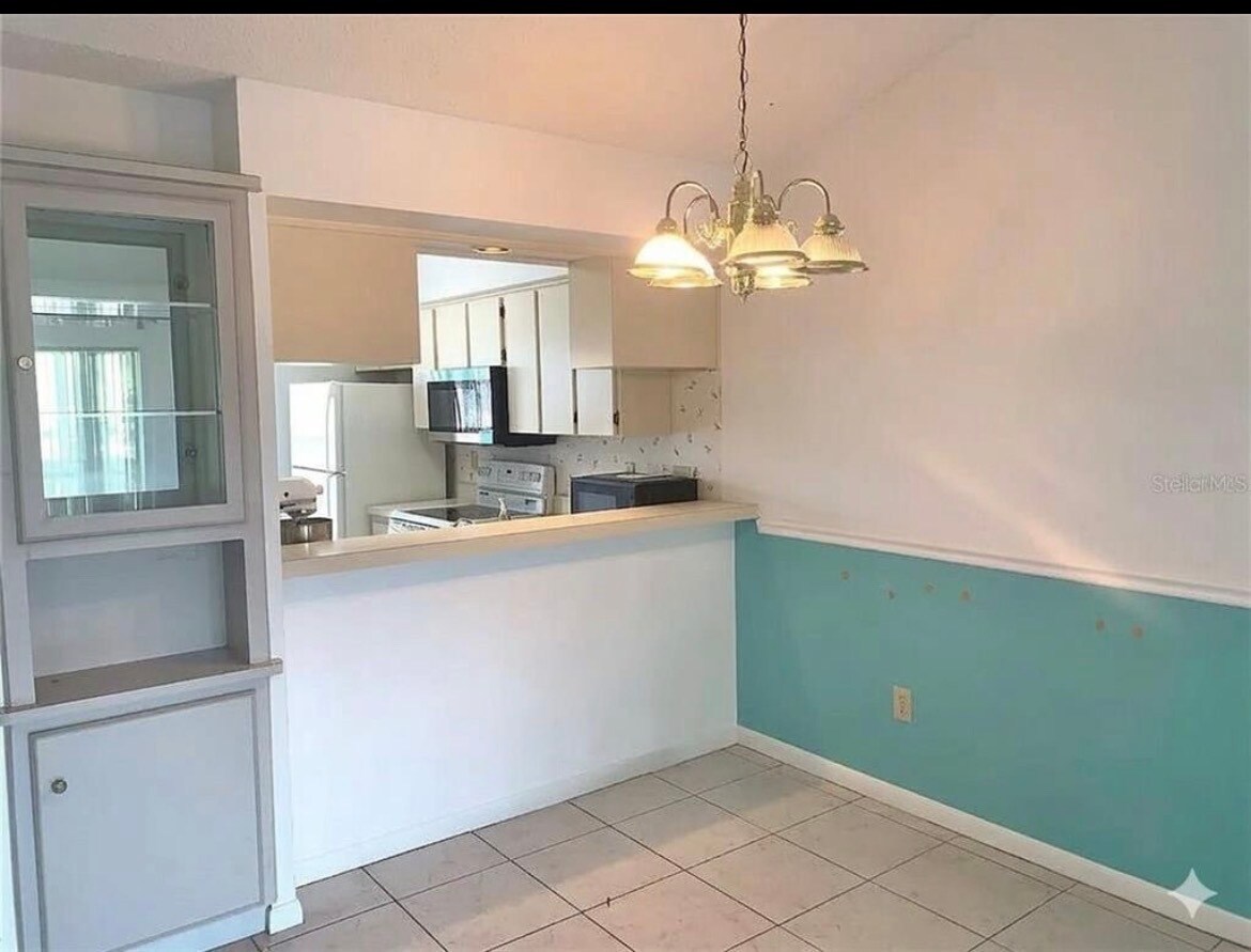 Building Photo - 6424 SPRING FLOWER Dr