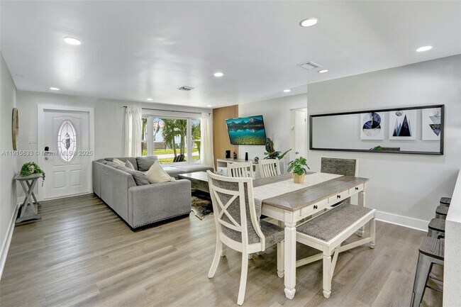 Building Photo - 2809 NW 7th Ave