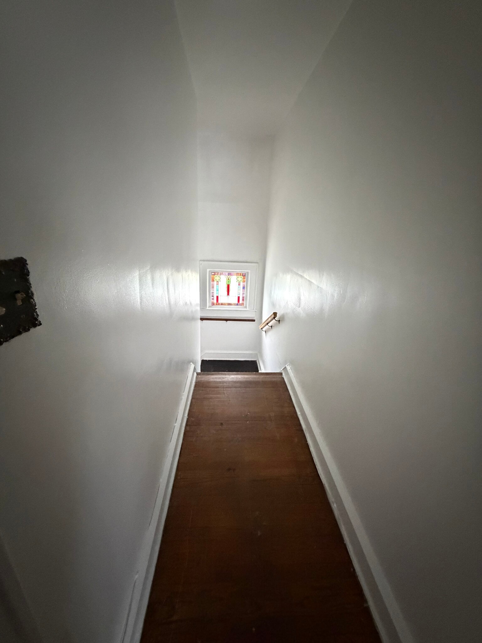 Building Photo - 517 Miles Ave