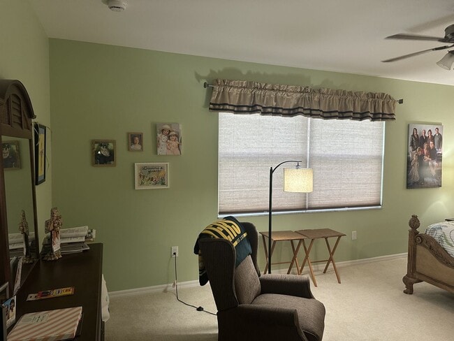 Building Photo - FURNISHED/TURNKEY 2+Den, 2 bath 1 car garage 1st floor condo in River Hall