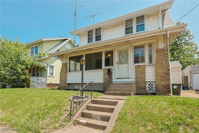 Primary Photo - 522 Columbus Ave NW