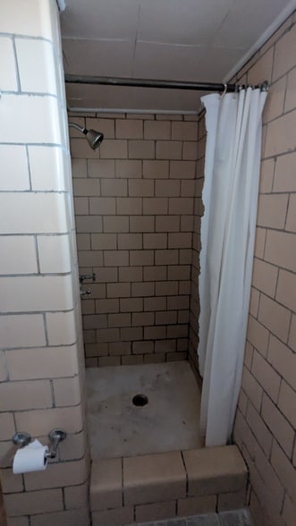 Building Photo - 3 Bolleana Pl