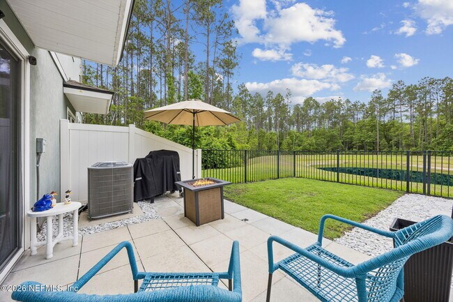 Building Photo - 470 Servia Dr
