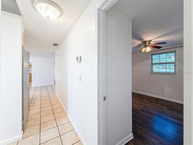 Building Photo - 3239 Allen Rd