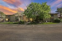 Building Photo - 36D Abbey Villa Circle