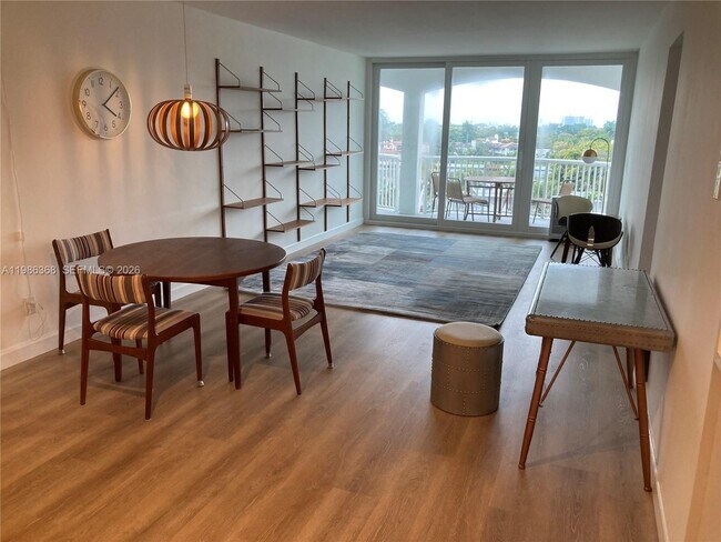 Building Photo - 5401 Collins Ave