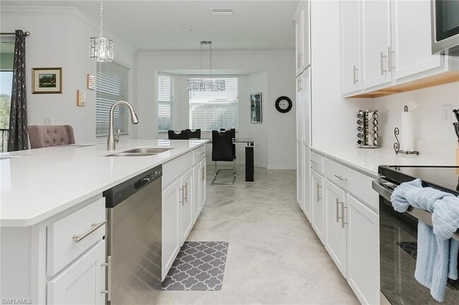 Building Photo - 6046 National Blvd