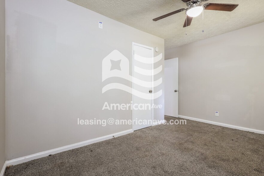 Building Photo - 4715 Avery St