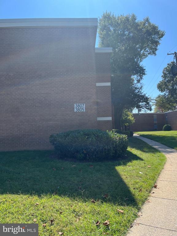 Building Photo - 3805 St Barnabas Rd