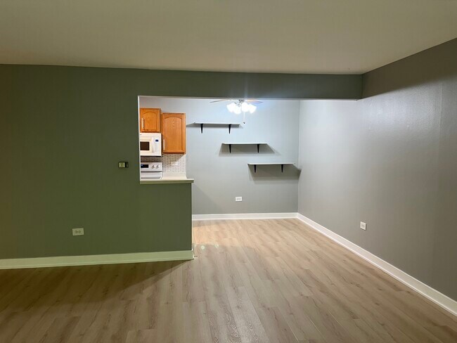 Building Photo - 7425 Brookdale Dr