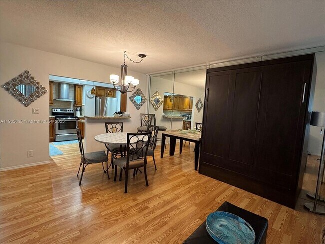 Building Photo - 3800 Galt Ocean Dr