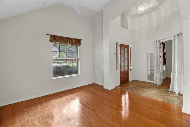 Building Photo - 2114 Autumn Trail