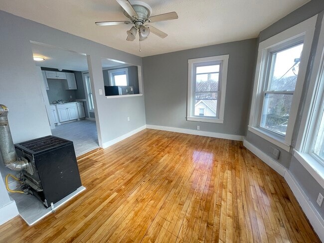 Building Photo - 12 Birch St