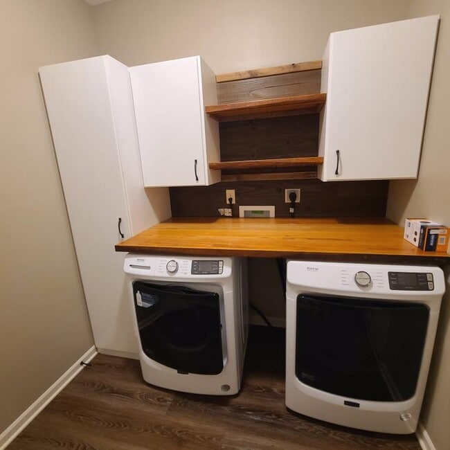 Building Photo - 3537 Westport Dr