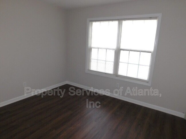 Building Photo - 6672 Grand Hickory Dr