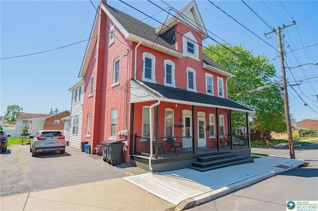 Building Photo - 34 E Washington Ave