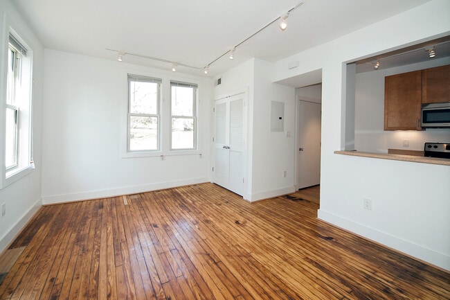 Building Photo - 701 Florida Ave NE