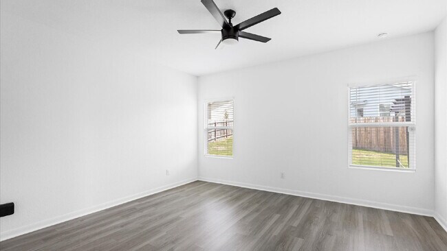 Building Photo - Charming 3-Bedroom Home on a Quiet Cul-de-...